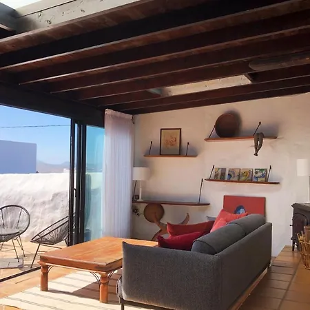 Casa Lupe. Art-inspired Courtyard House In * Teguise (Lanzarote)